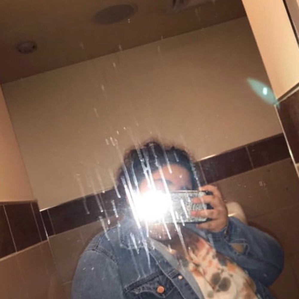 Meet your Posher, Nialee